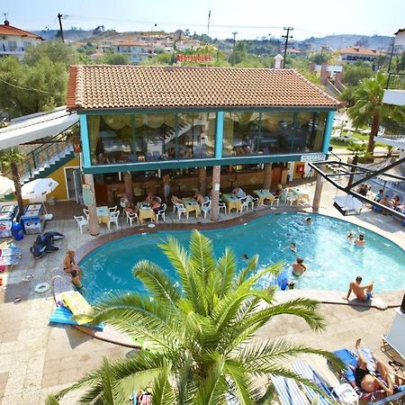 Hanioti Grand Victoria Esterno foto