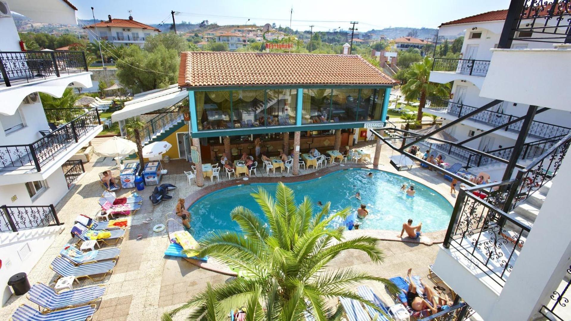 Hanioti Grand Victoria Esterno foto