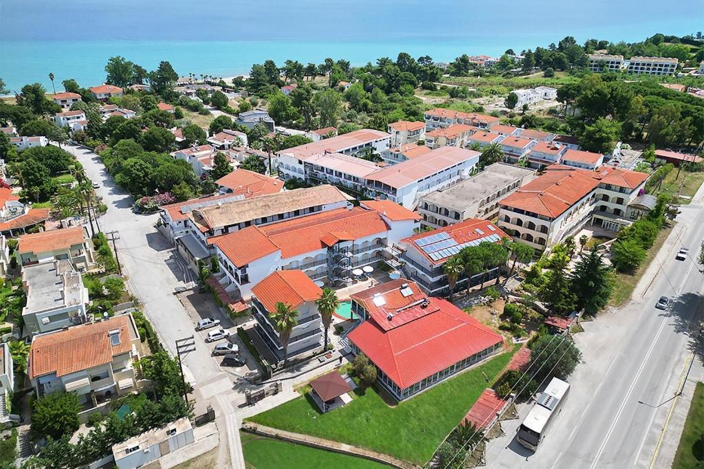 Hanioti Grand Victoria Esterno foto